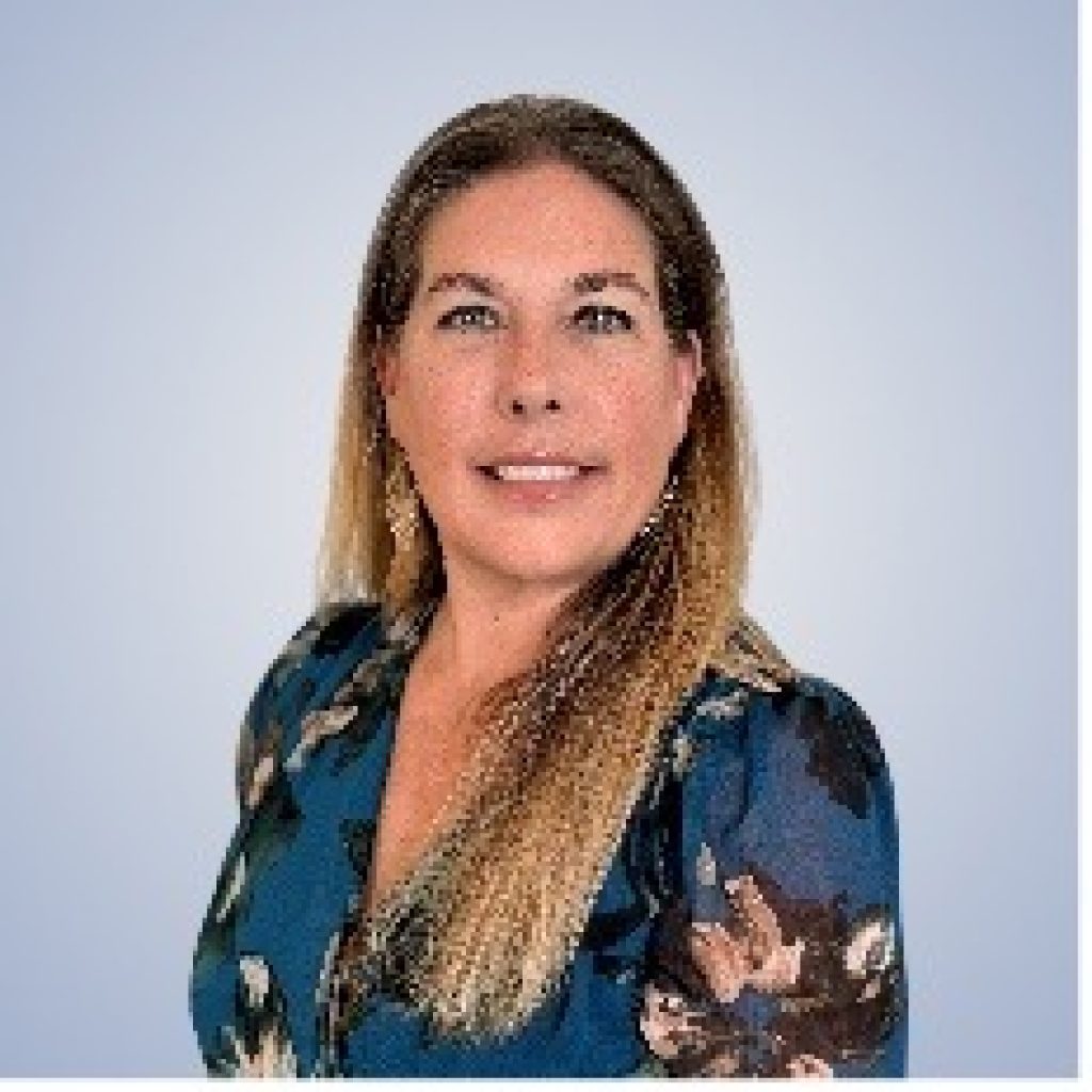 Beth Rutowski headshot